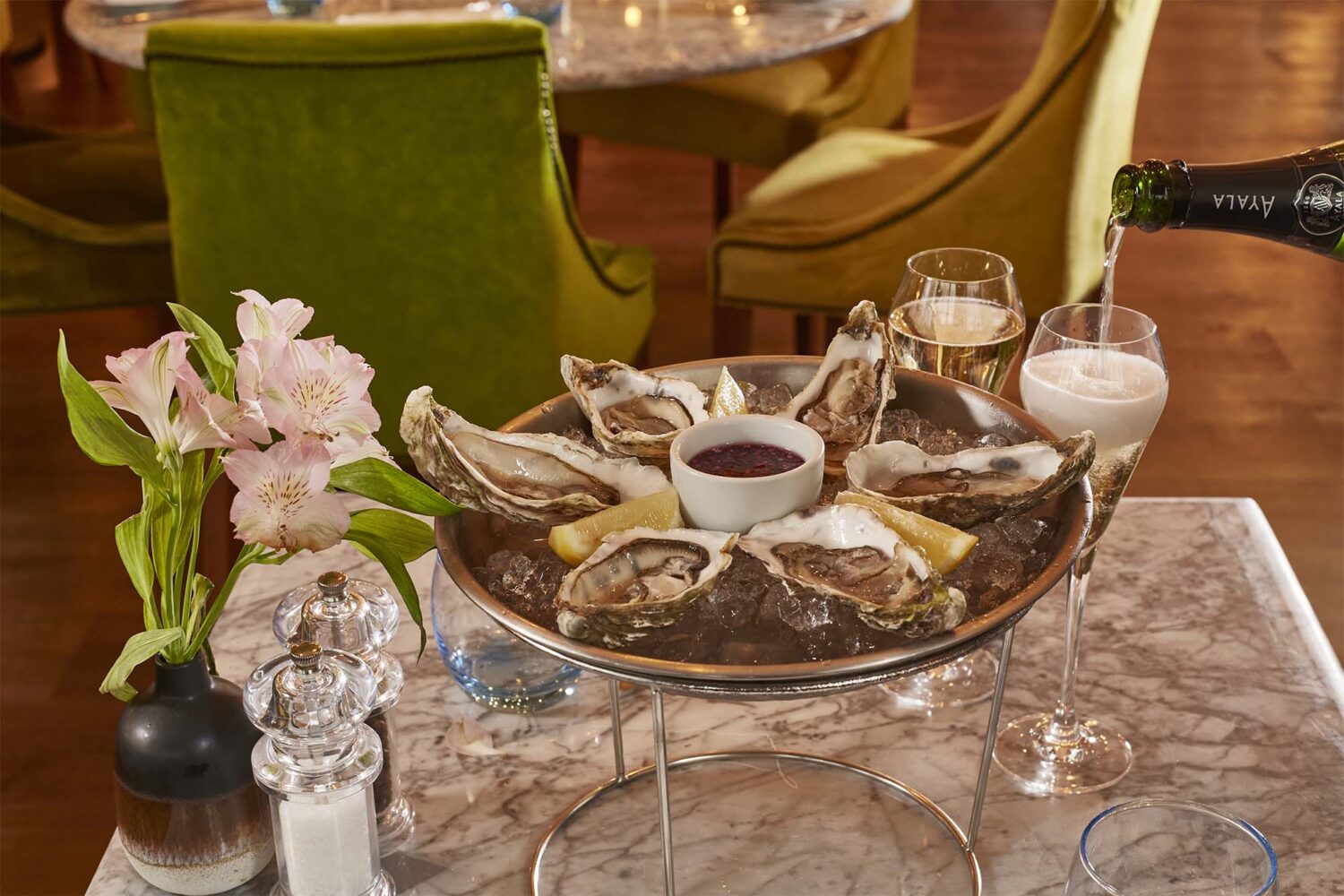 Champagne & Oysters - 28-50 Chelsea